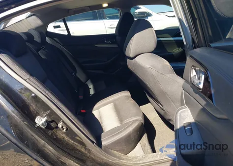 2016 Nissan Maxima 3.5 S from USA, damaged, VIN 1N4AA6AP6GC404726